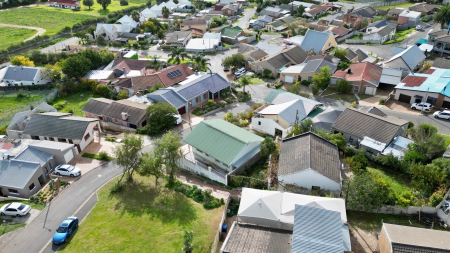 4 Bedroom Property for Sale in Arbeidslus Western Cape